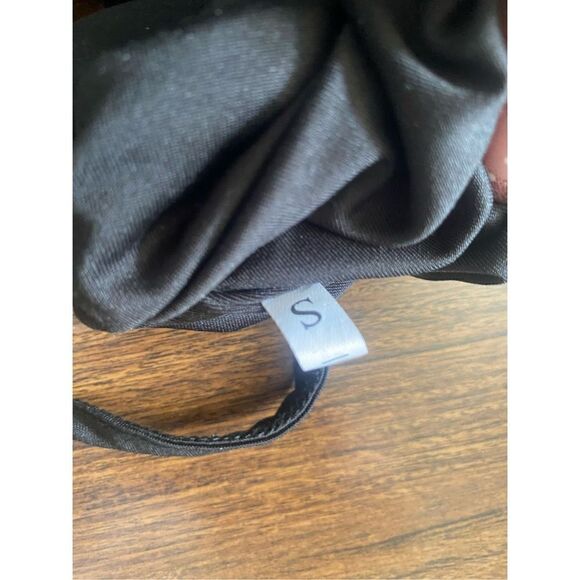 SHEIN S crop tank top with cinched back - Picture 3 of 3